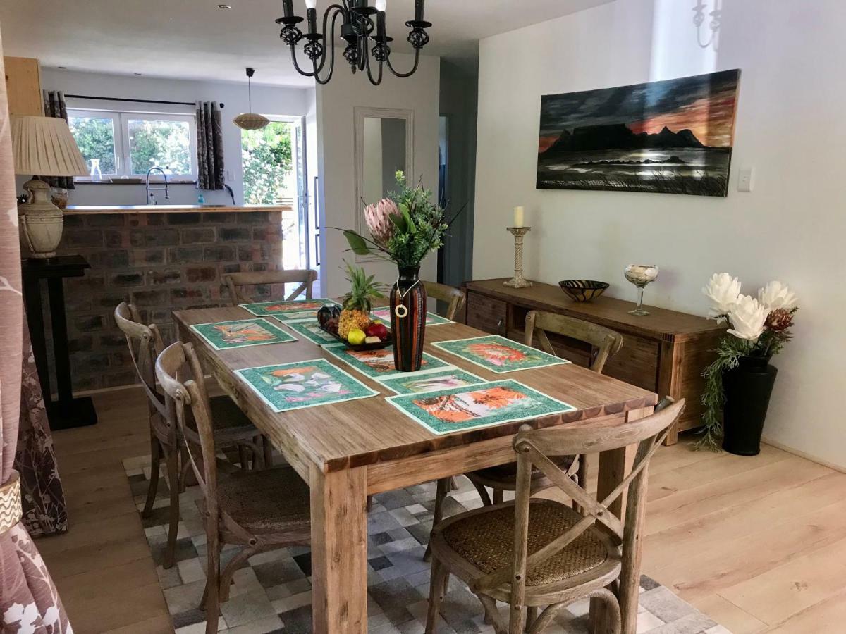 African Holiday Home In Table View Κέιπ Τάουν Εξωτερικό φωτογραφία