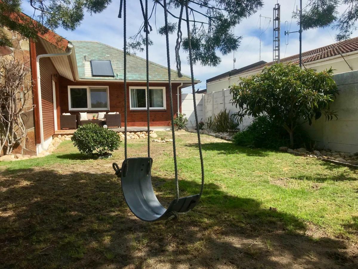 African Holiday Home In Table View Κέιπ Τάουν Εξωτερικό φωτογραφία